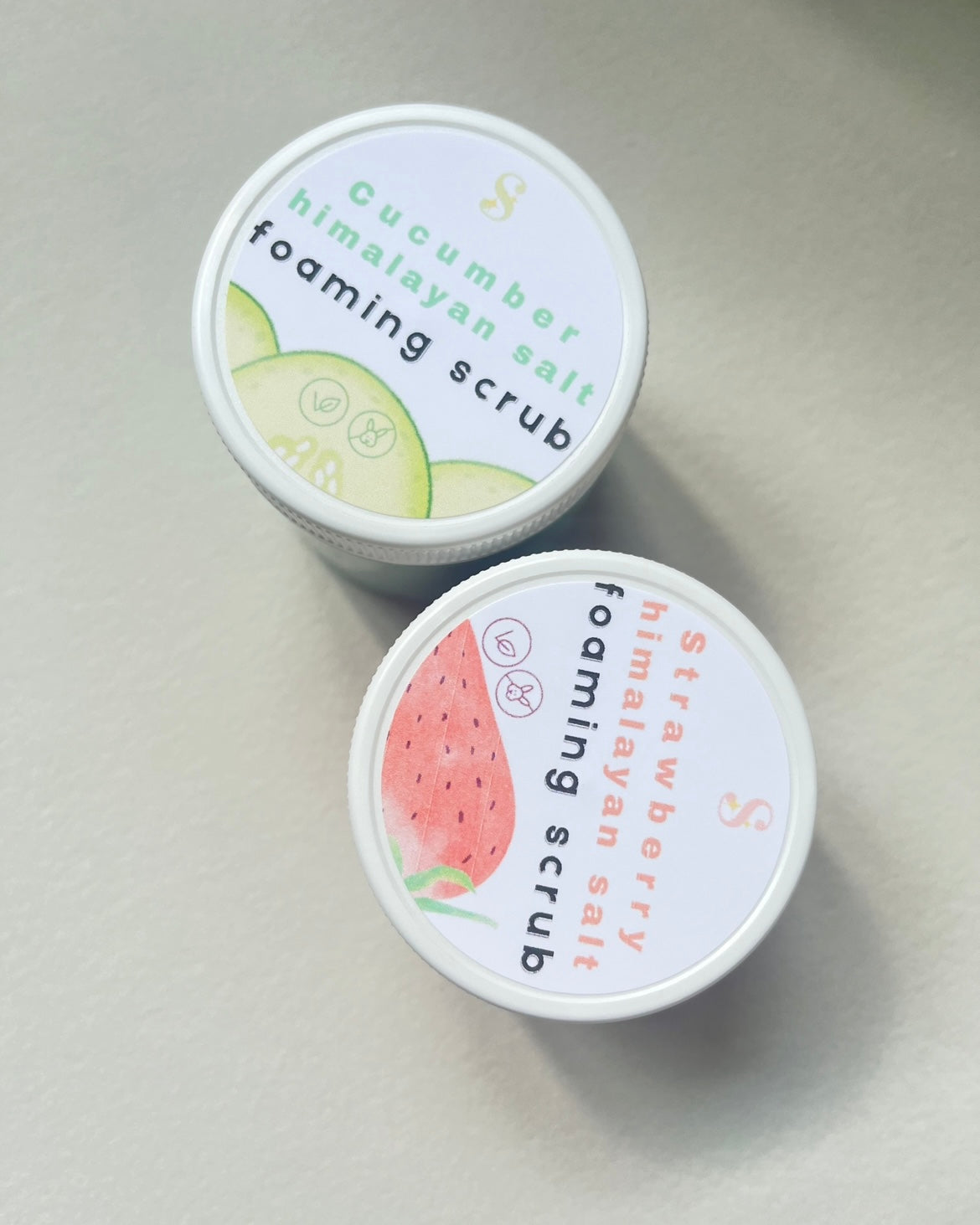 Foaming Scrub with Himalayan Pink Salt